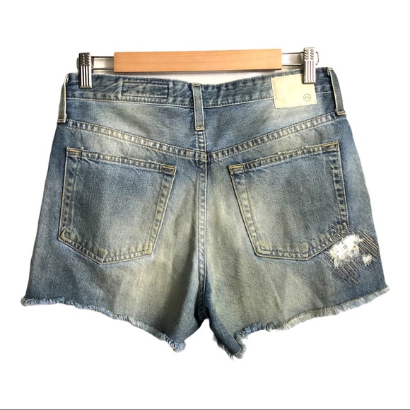 AG Jeans Sadie Denim Short 17 Years Lapse Mended - Picture 3 of 4
